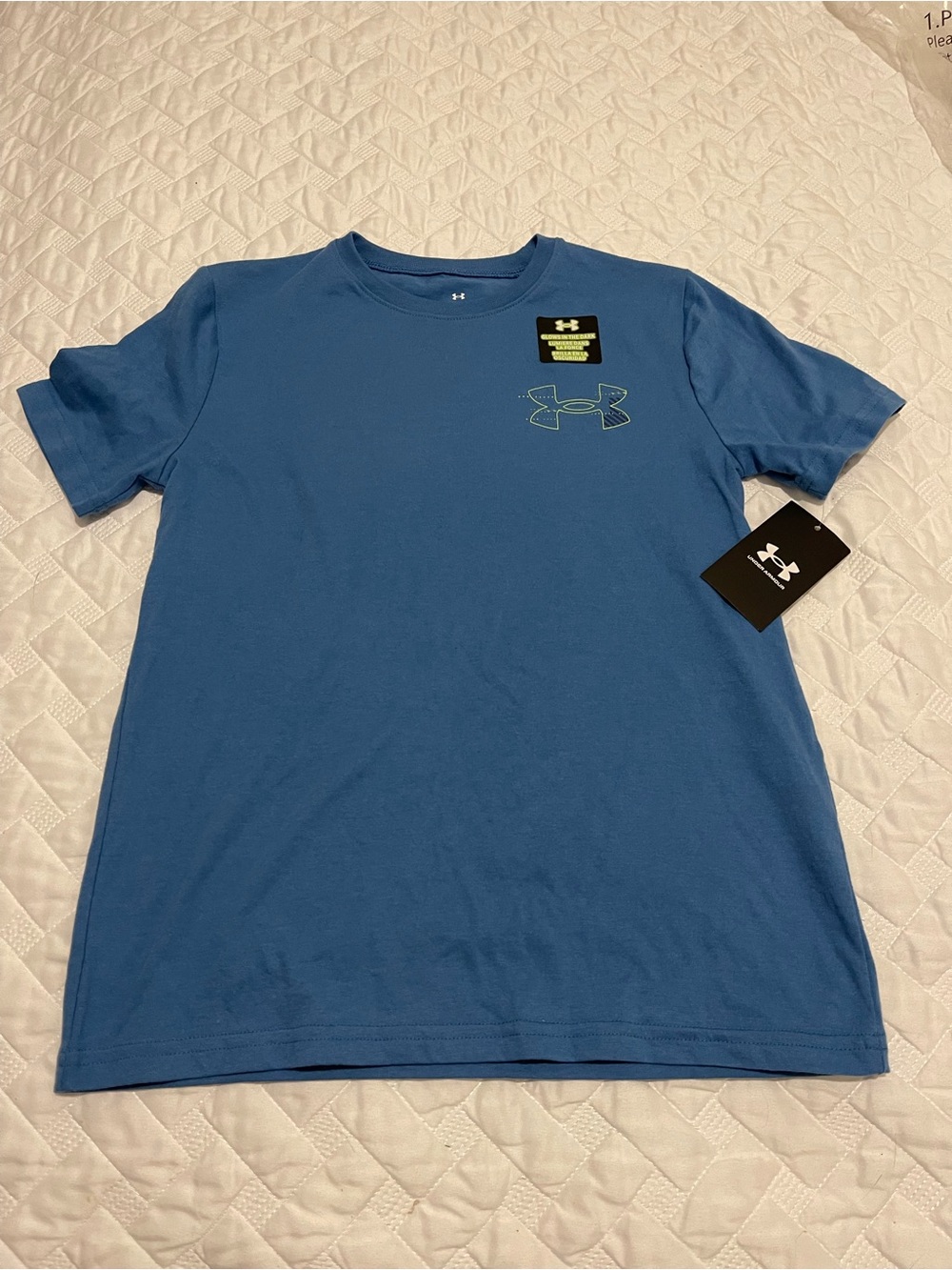 Under Armour glow in the dark Blue Short Sleeve Tee